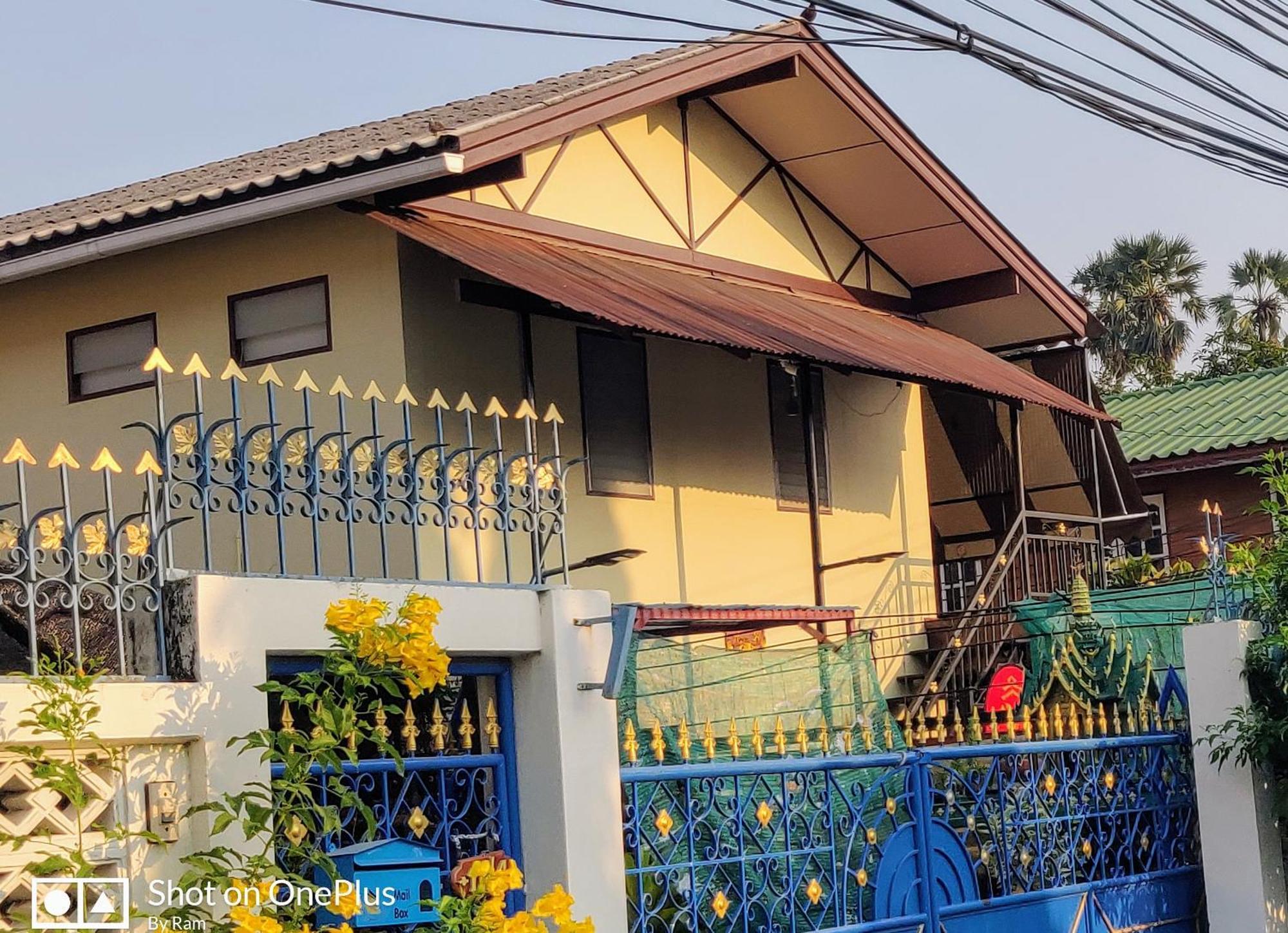 Manu V House Hotel Phra Nakhon Si Ayutthaya Exterior photo